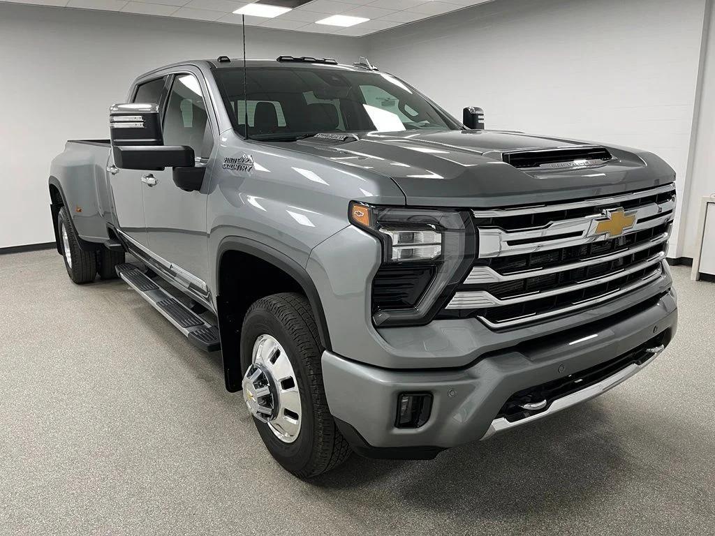 chevrolet silverado 3500hd 2025 1GC4KVEY4SF116213 image chevrolet silverado 3500hd 2025 1GC4KVEY4SF116213 image